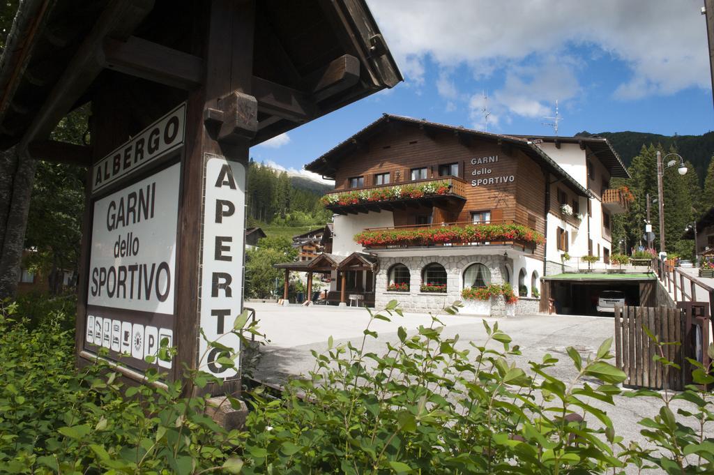 Hotel Garni Dello Sportivo Madonna Exterior foto